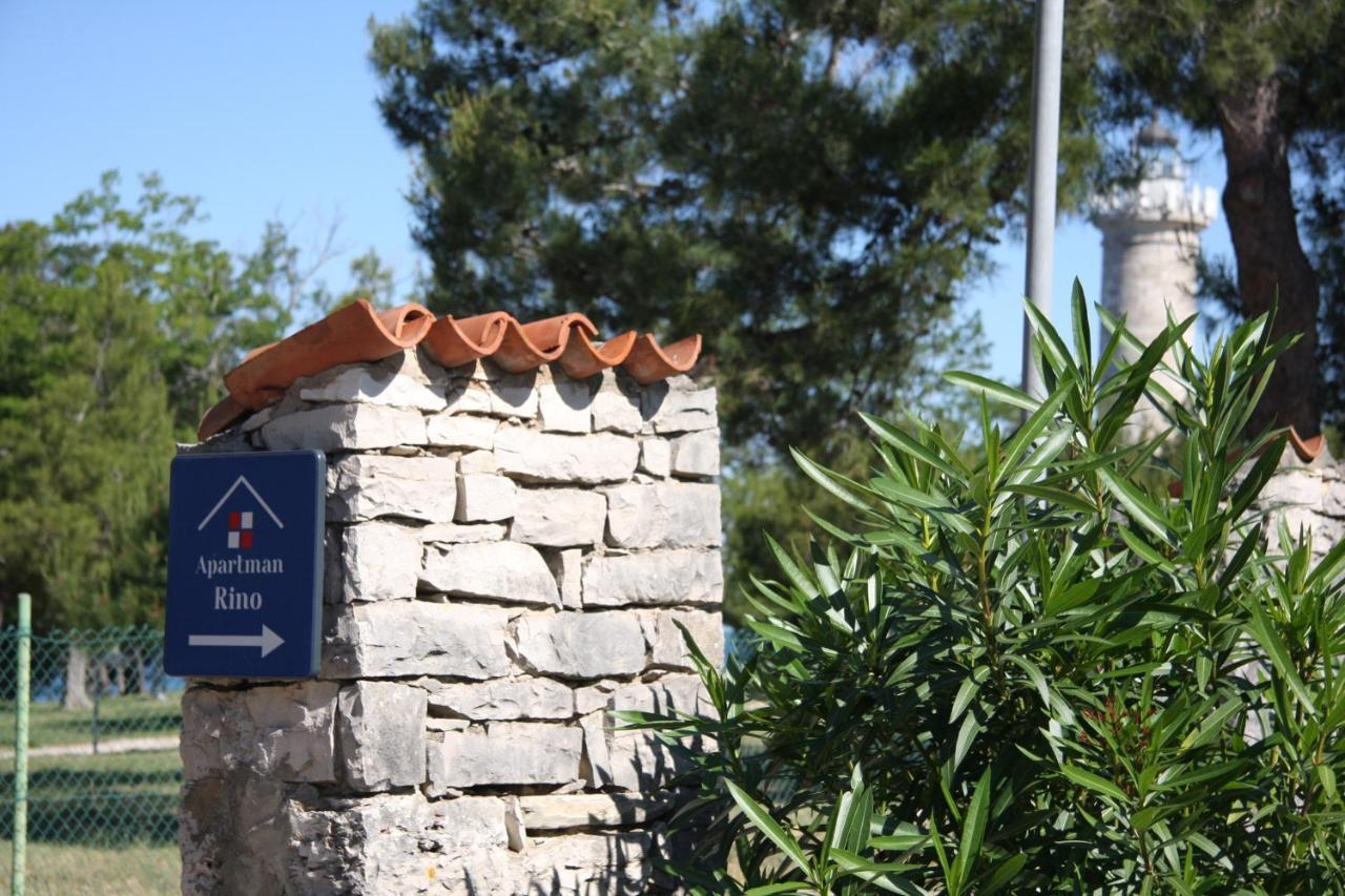 Apartman Rino Basanija Exterior photo